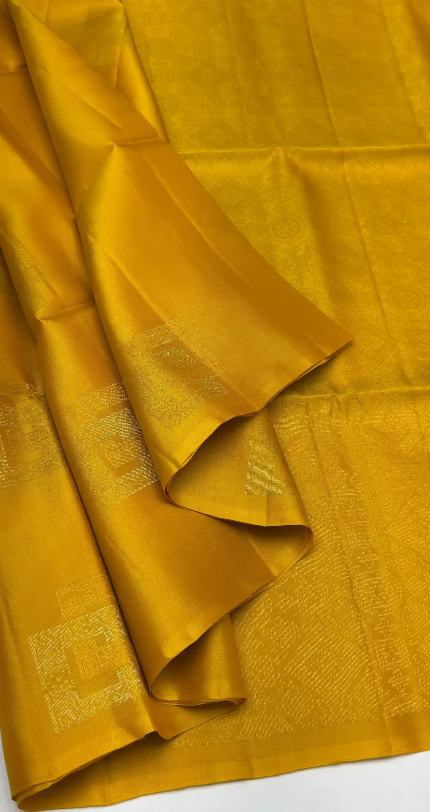 Kanchipuram Geometric Box and Square Zari Motifs Soft Silk Saree